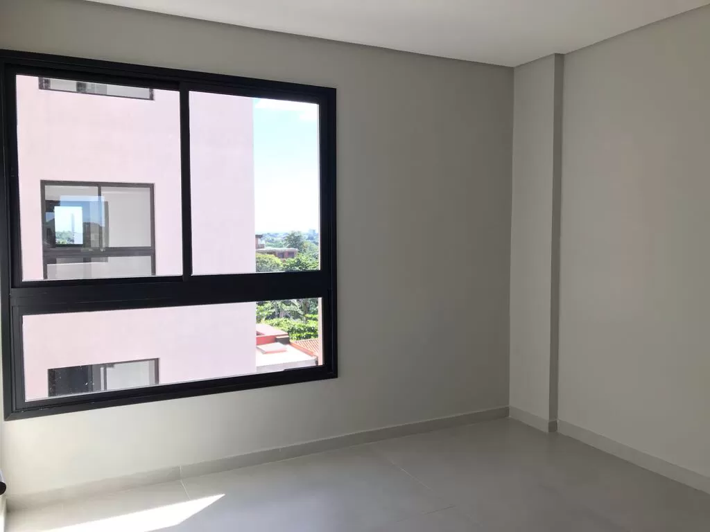 En venta depto de 3d zona Villa Morra — foto 3