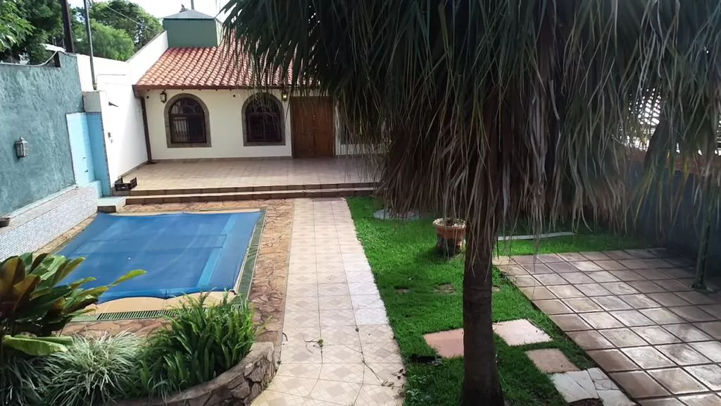 VENDO HERMOSA CASA CIUDAD DEL ESTE EN EL BARRIO SAN ROQUE — foto 2