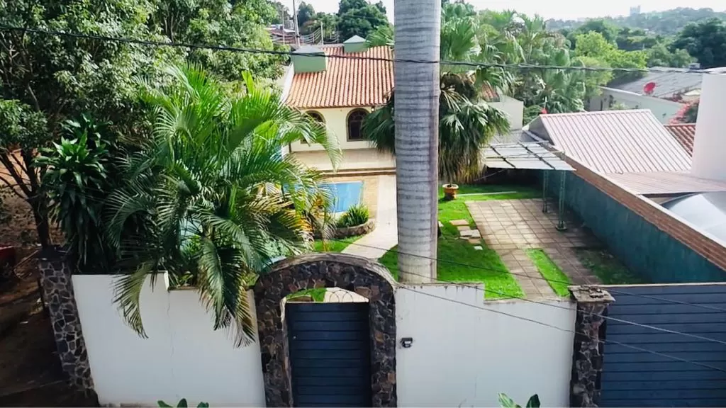 VENDO HERMOSA CASA CIUDAD DEL ESTE EN EL BARRIO SAN ROQUE — foto 3