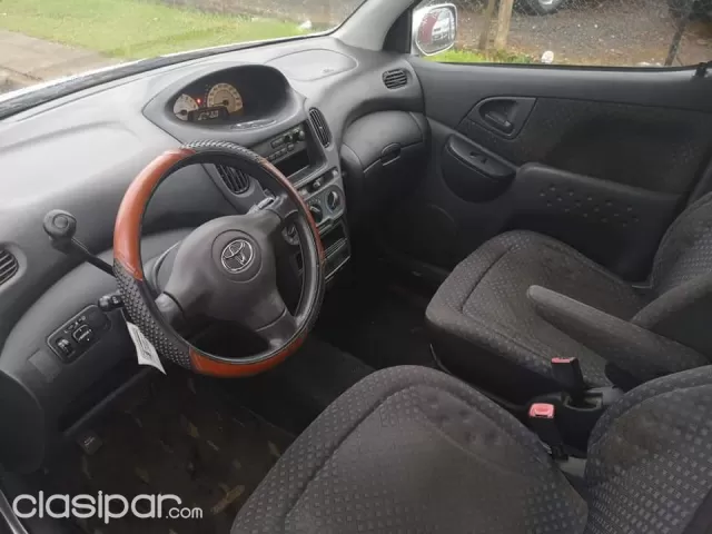 Toyota Funcargo 2003 — foto 4