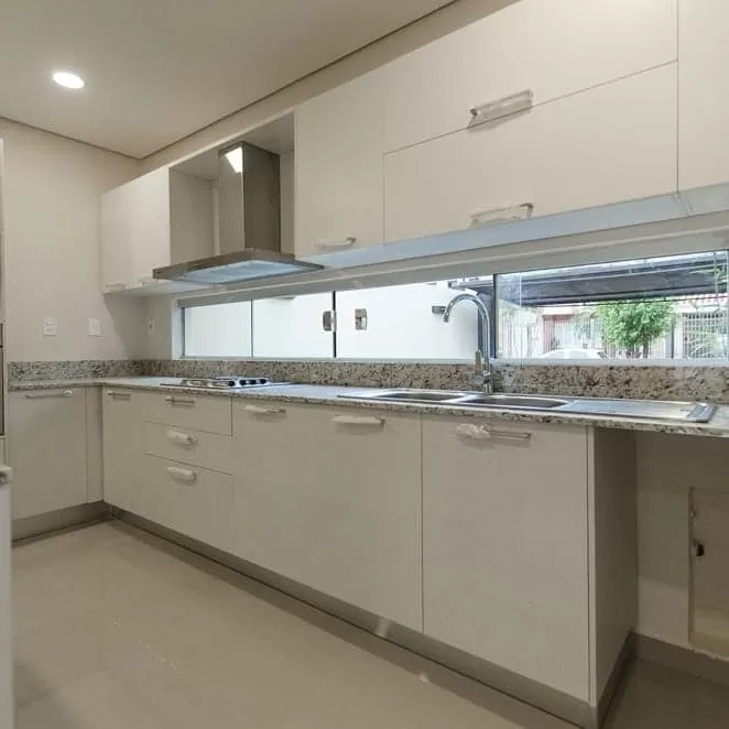Alquilo duplex barrio Mburucuya con piscina usd 1500 — foto 2