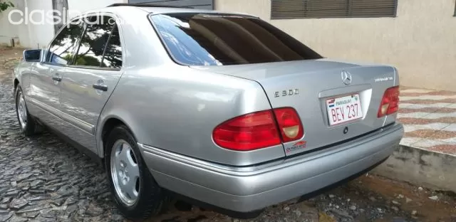 Mercedes-Benz E 300 1999 — foto 3