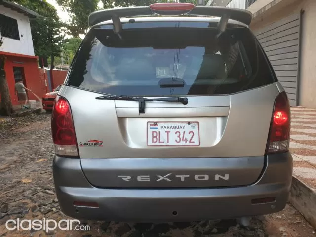 Ssangyong Rexton 2004 — foto 3
