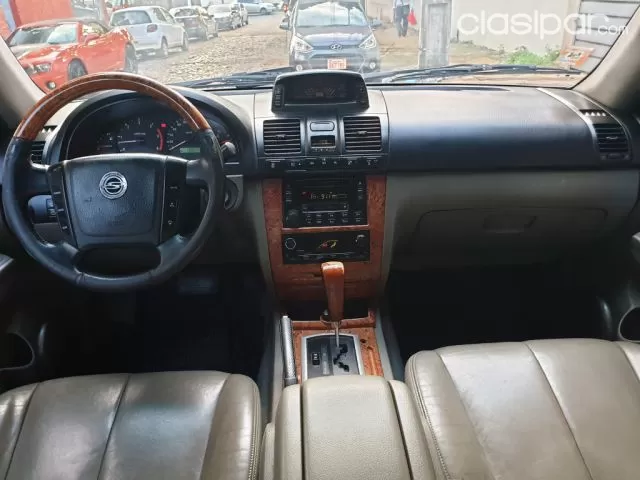 Ssangyong Rexton 2004 — foto 5