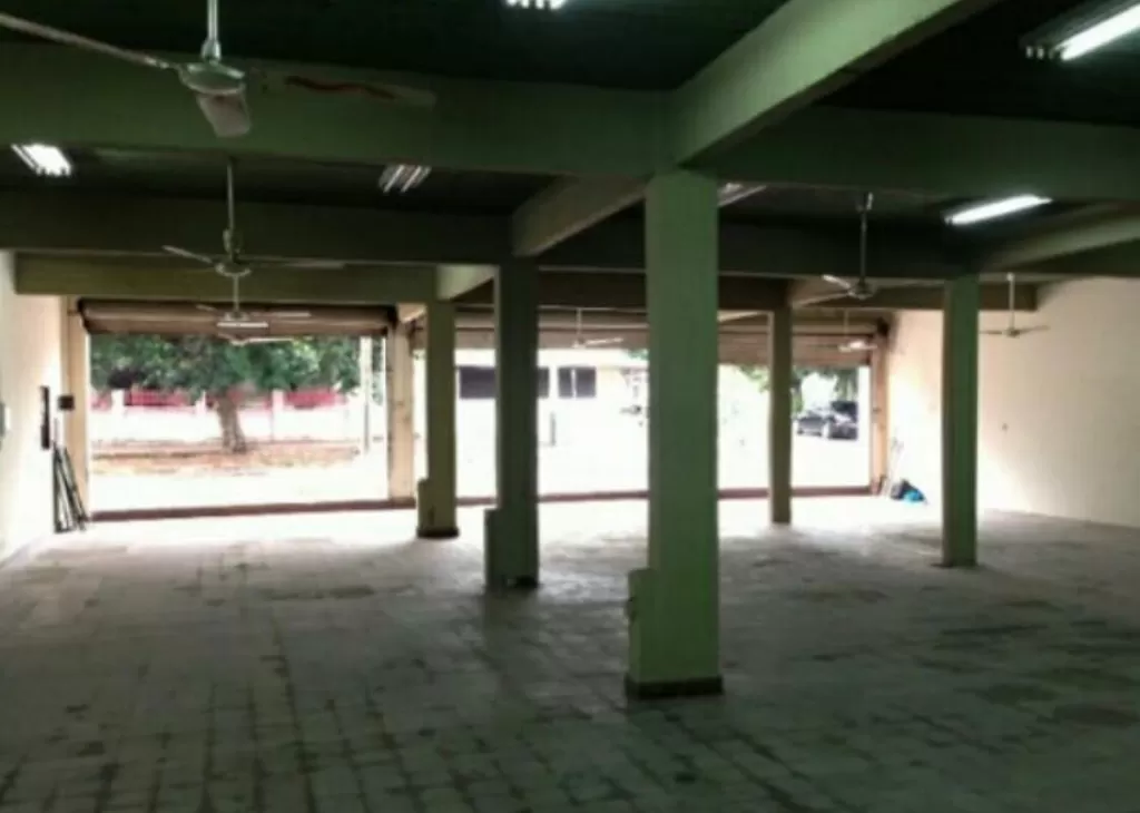 VENDO!! DEPOSITO DE 1.000 M2 EN ESQUINA BARRIO SAN VICENTE ASUNCION — foto 2