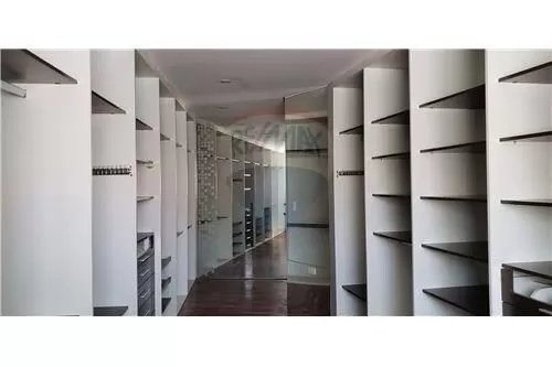 Vendo Fina Residencia en Mariscal Lopez — foto 2