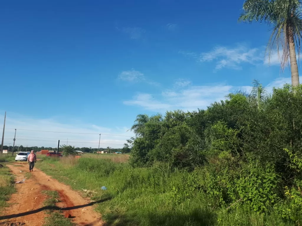 VENDO HERMOSO TERRENO EN GUARAMBARE. J4118. — foto 3