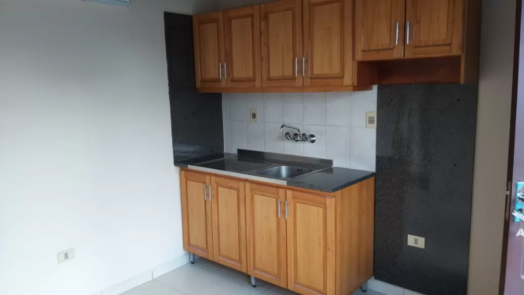 Alquilamos Residencia en Barrio Carlos Antonio López — foto 2