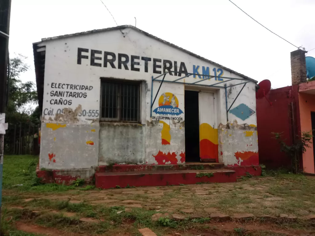 Propiedad sobre Avenida Principal — foto 2