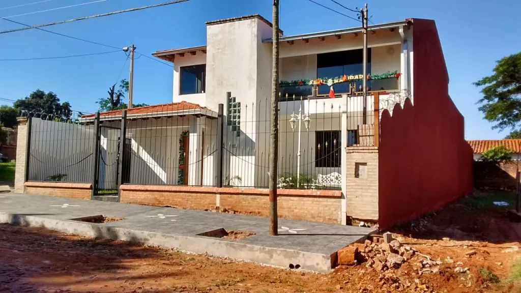 Bo. Pai Ñu Ñemby - zona Parada Linea 26 — foto 3
