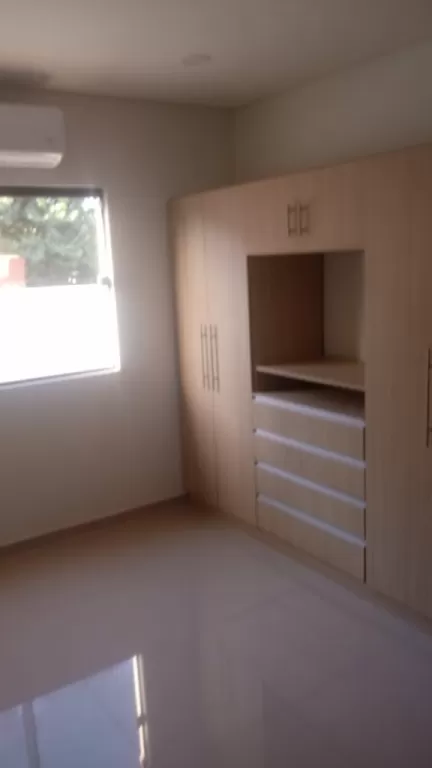 VENDO DUPLEX SOBRE SEGUNDA PLENO CENTRO — foto 2
