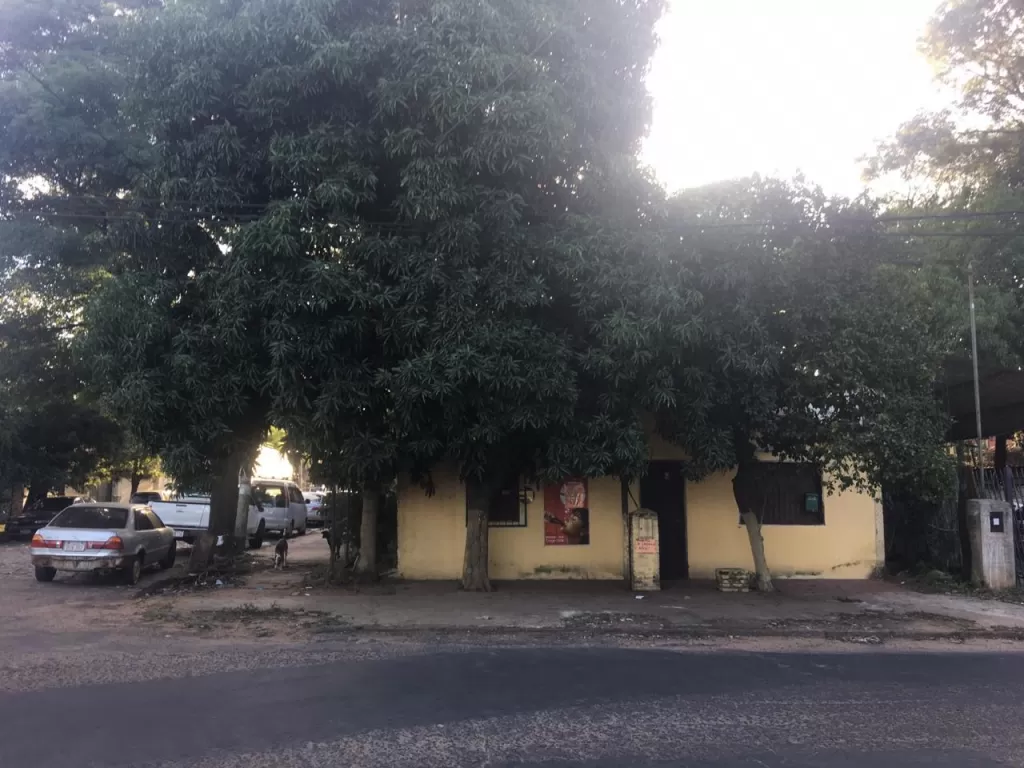 VENDO Propiedad en ASUNCIÓN, zona Shopping MULTIPLAZA.- — foto 2