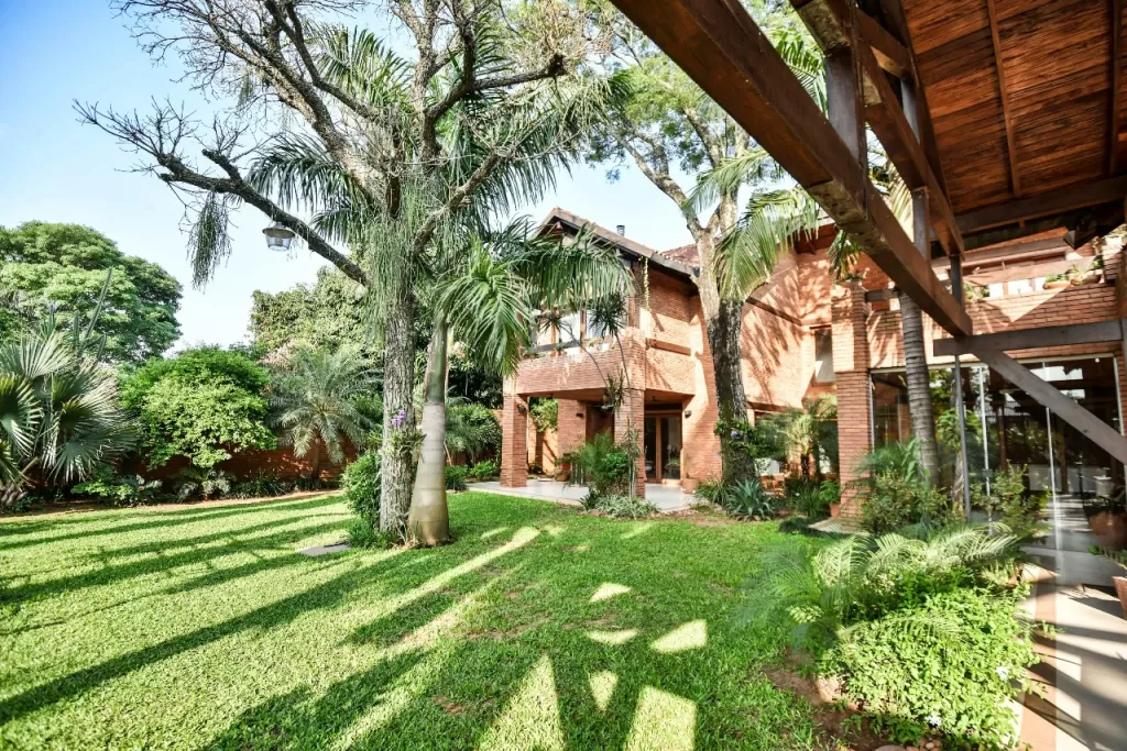IMPORTANTE RESIDENCIA COLLECTION EN MBURUCUYA!!! — foto 2