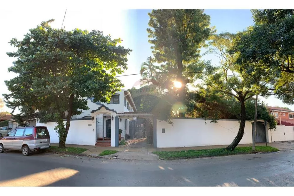 VENDO IMPORTANTE RESIDENCIA EN YCUA SATI 1,000,000 USD — foto 2