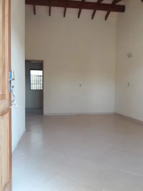 VENDO DUPLEX A ESTRENAR EN LAMBARE — foto 3