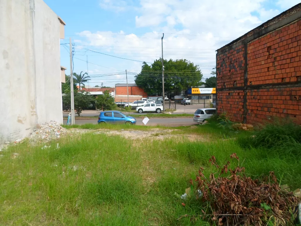 Terreno MRA de calle a calle. A metros de la Ruta Transchaco — foto 2
