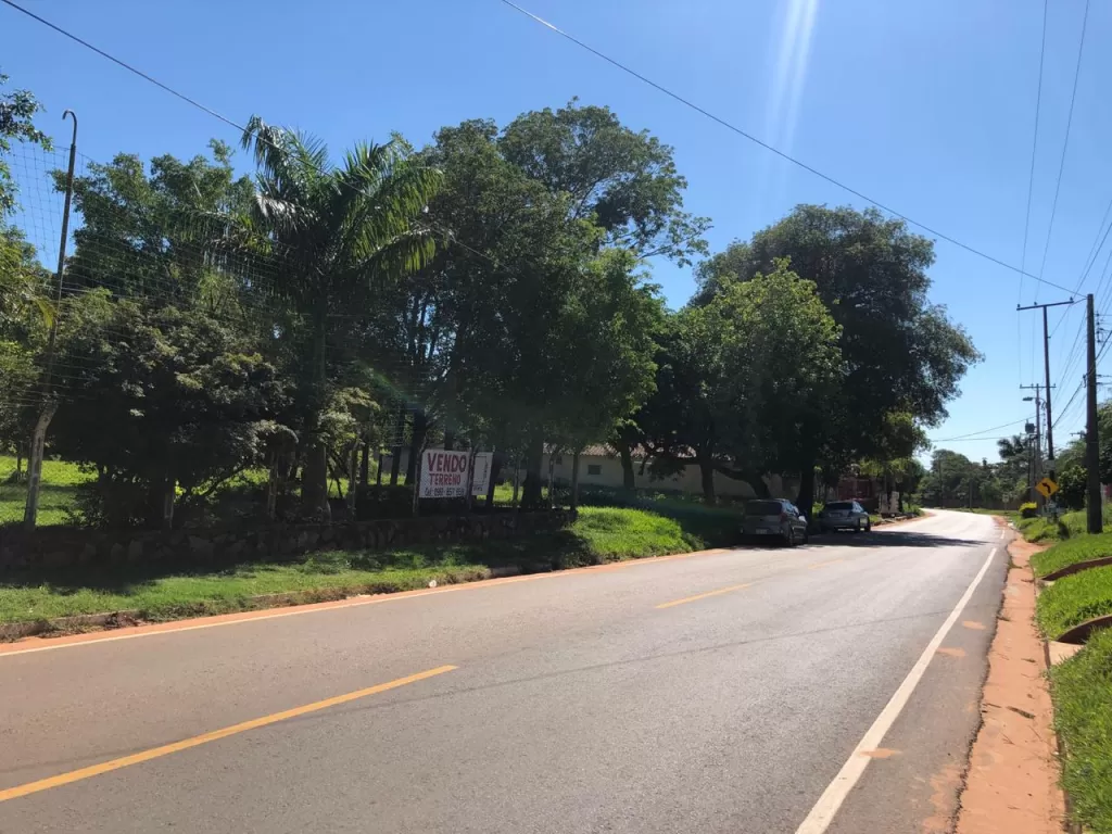 Zona AEROPUERTO Oferto 2 terrenos juntos 24x40 LUQUE — foto 2