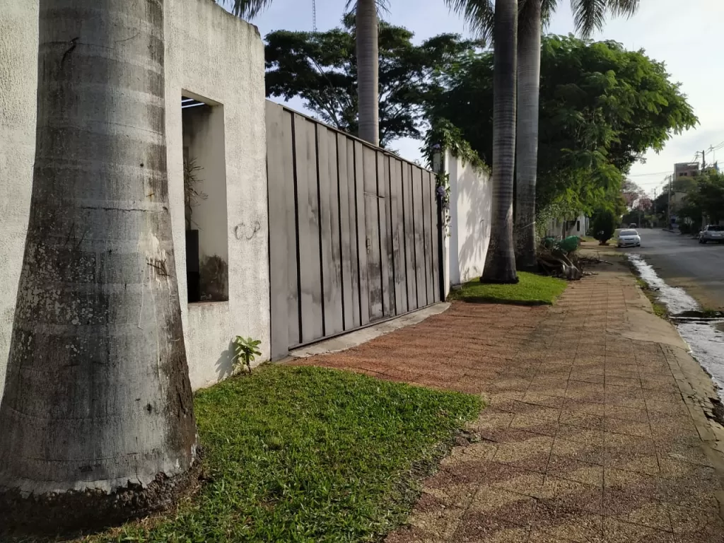 VENDO HERMOSA CASA EN EL BARRIO HERRERA, A 2 CUADRA DE STA TERESA Y A 3 DE MANDAME LYNCH — foto 2