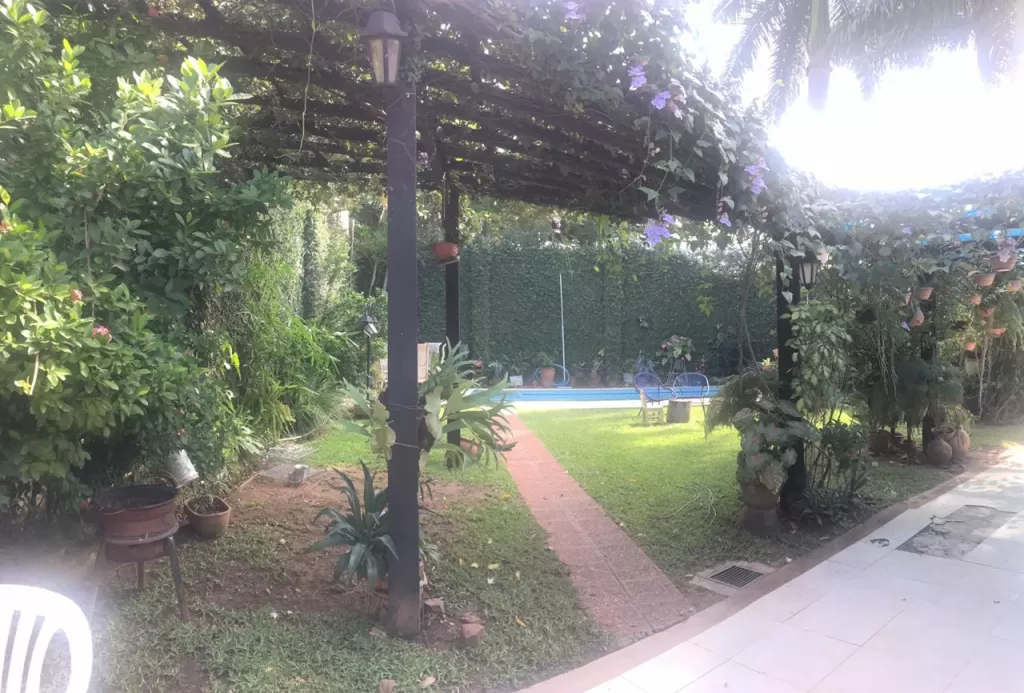 VENDO HERMOSA CASA EN EL BARRIO HERRERA, A 2 CUADRA DE STA TERESA Y A 3 DE MANDAME LYNCH — foto 3