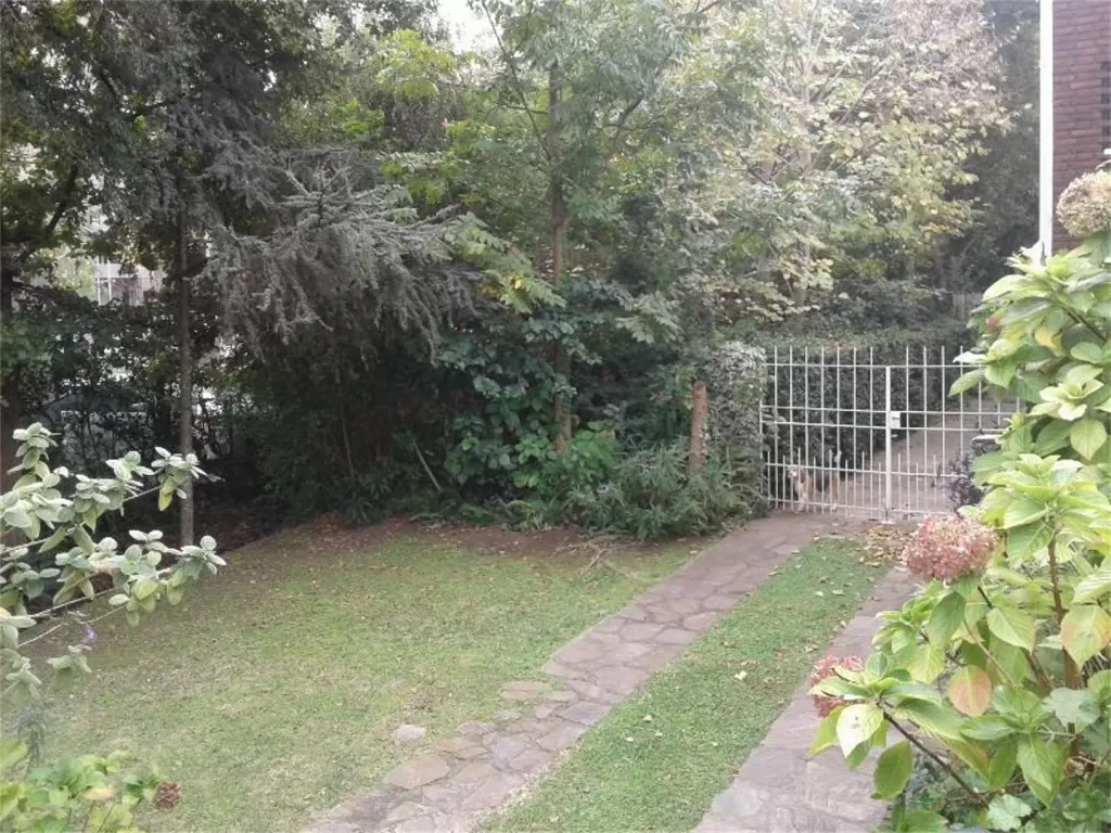 280.000 $ DOLARES REGALO CASA EN BARRIO LAS MERCEDES,ASUNCION — foto 2