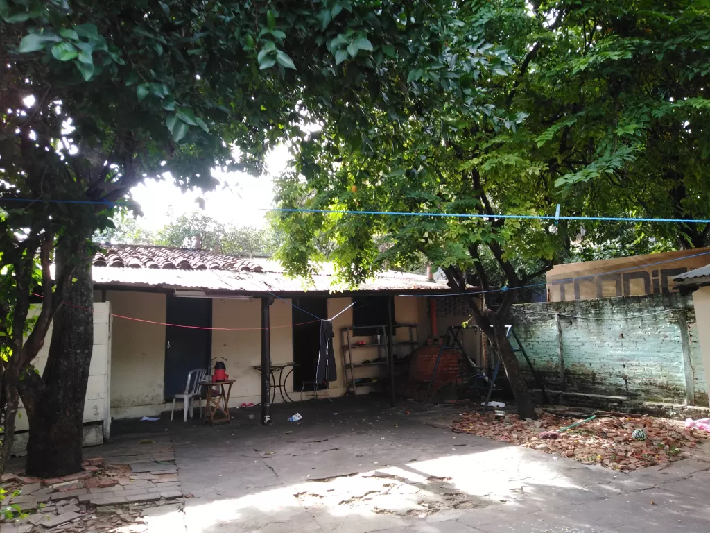 Vendo casa en Asunción, barrio Carlos Antonio López — foto 2