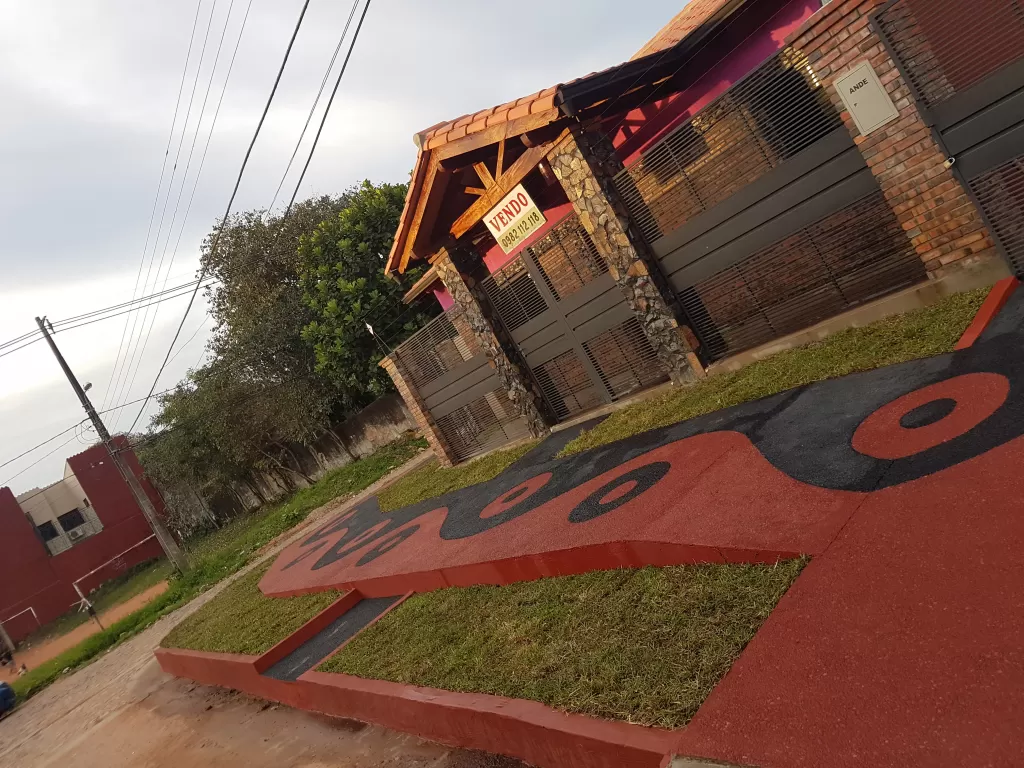 Vendo 2 casas nuevas tipo dúplex a estrenar en Lambare — foto 2