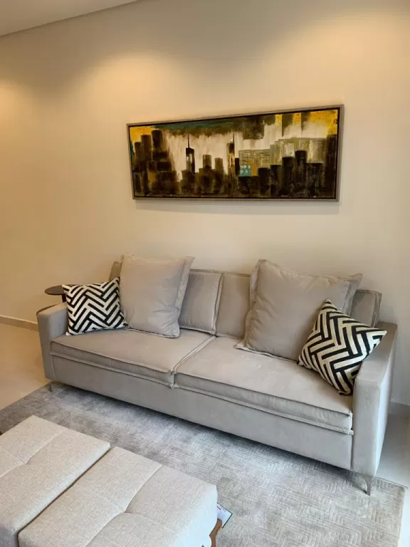 Hermosos Departamentos en Edificio Setai sobre la Avda Peron!! — foto 3