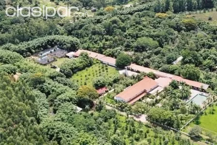 Residencia Casa con Vista al Lago Ypacarai con Terreno de 1.5 has (15.000 m2) — foto 3