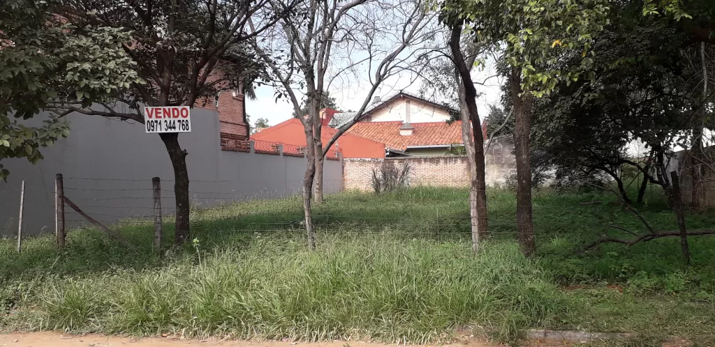 HERMOSO TERRENO EN VILLA ADELA, LUQUE — foto 2