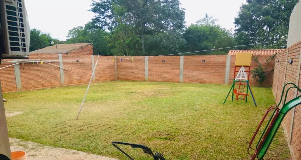 VENDO CASA EN LUQUE EXCELENTE UBICACION — foto 2