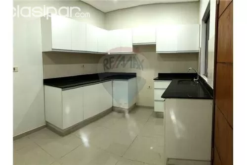 VENDO DUPLEX A ESTRENAR EN LAURELTY- LUQUE — foto 2