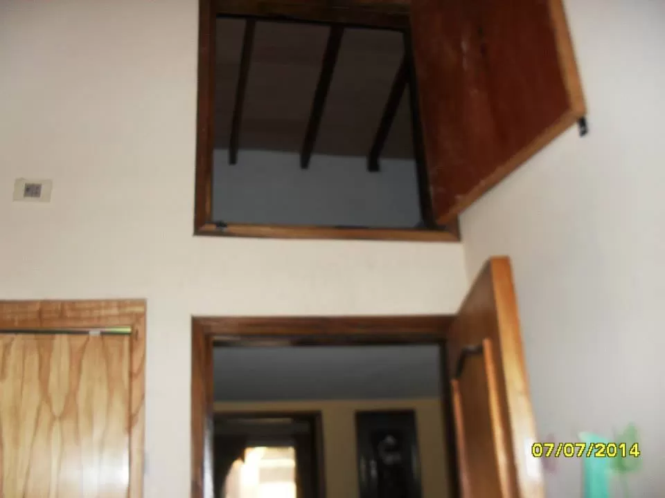 VENDO HERMOSO DUPLEX EN FDO. DE LA MORA ZONA NORTE. J4122. — foto 3