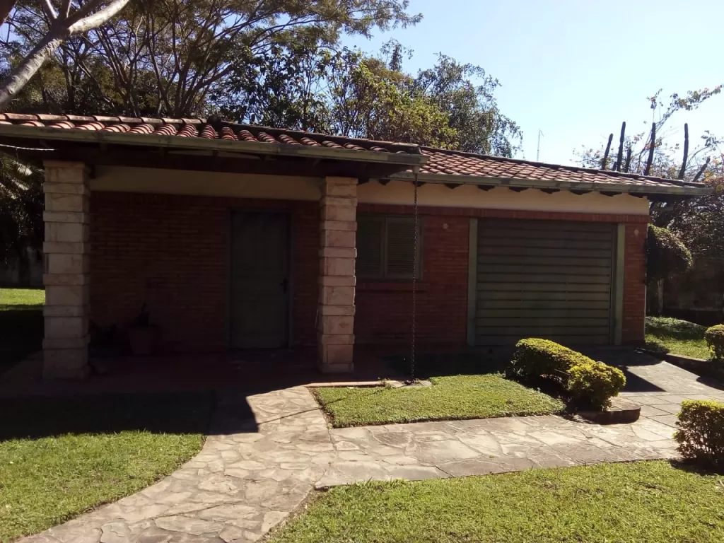 VENDO HERMOSA PROPIEDAD EN EL CENTRO DE AREGUA — foto 3
