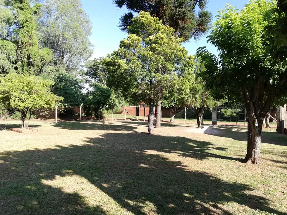¡Vendo Casa de dos pisos en Caacupé! - Perfectas Condiciones — foto 2
