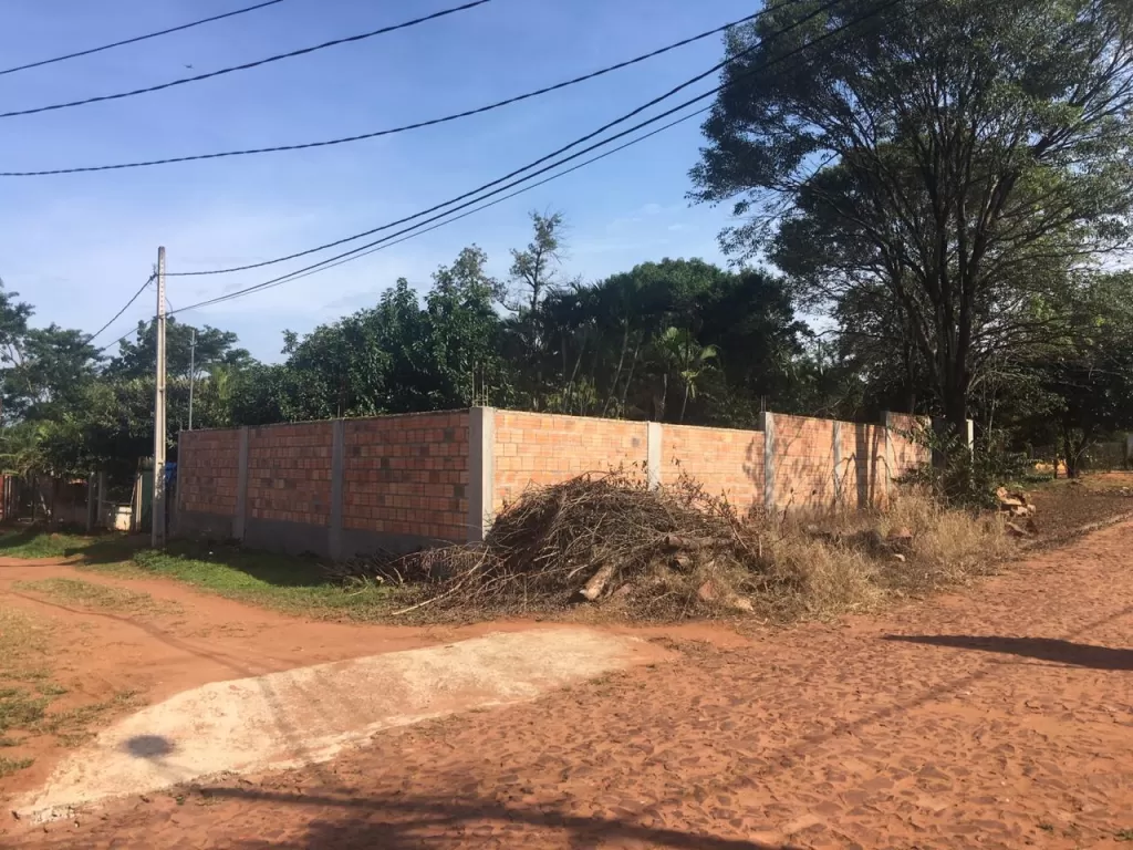 VENDO TERRENO AMURALLADO EN PAIÑU ZONA PRATT GILL — foto 2