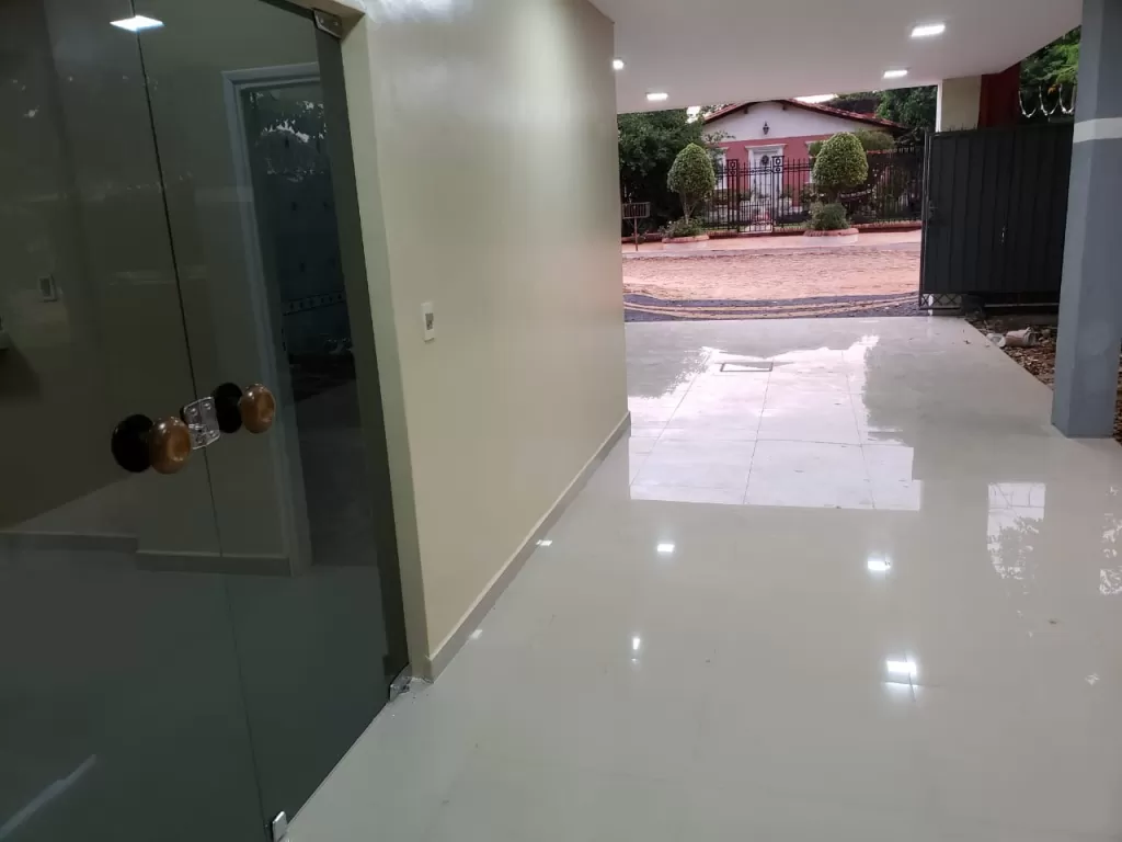 VENDO CASA A ESTRENAR EN REDUCTO SAN LORENZO — foto 3