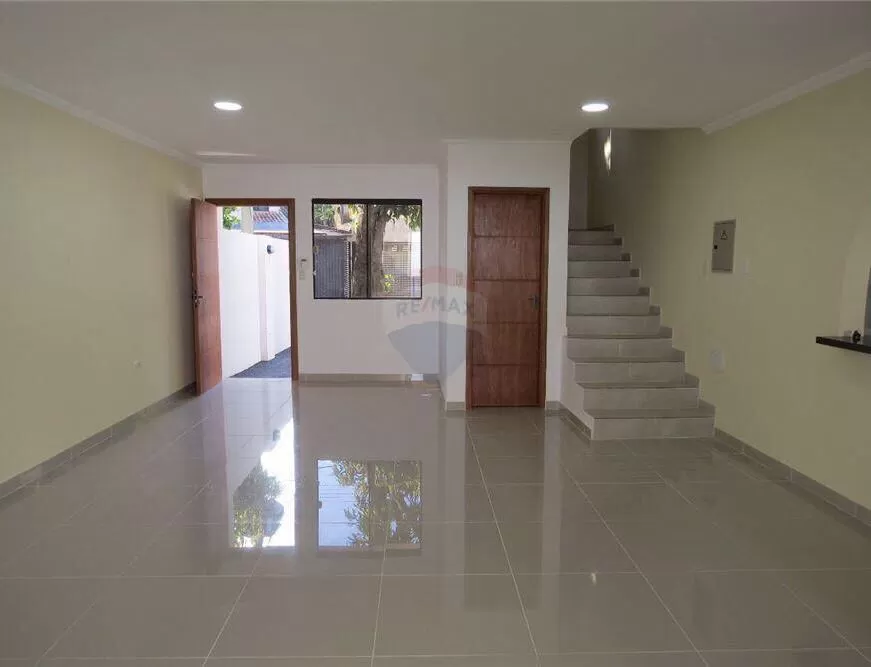 Vendo hermoso duplex en vista alegre Asunció — foto 2