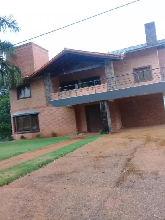 Coqueta Residencia en Parana Country — foto 3