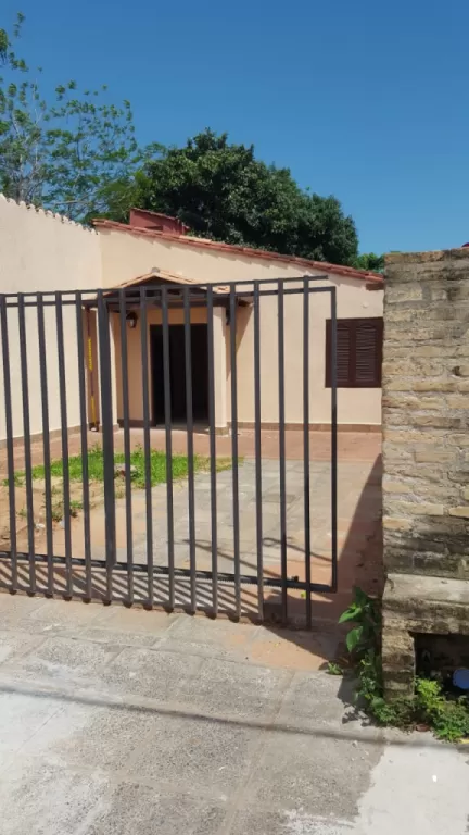 Vendemos casa en Villa Elisa cerca de Petropar — foto 2