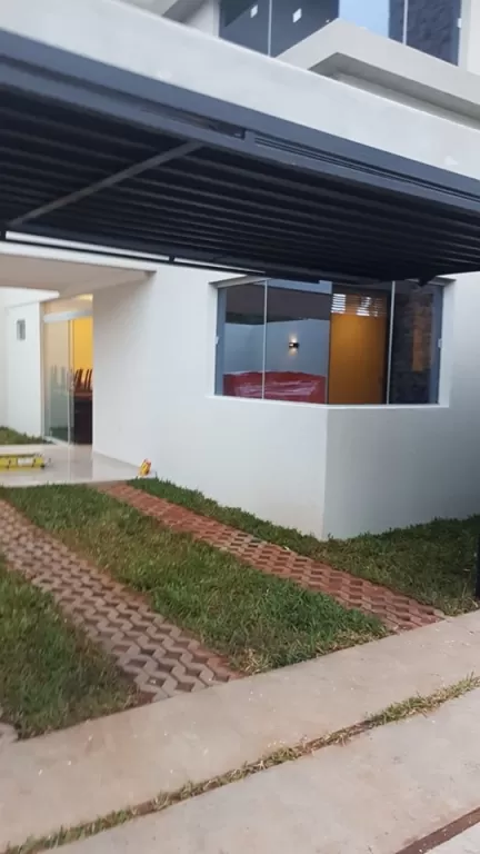 Vendo hermosa propiedad en zona aeropuerto — foto 2