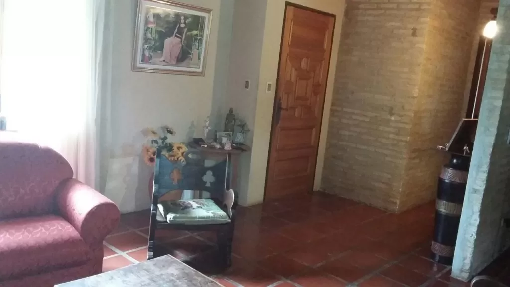 VENDO RESIDENCIA ZONA RAKIURA — foto 2
