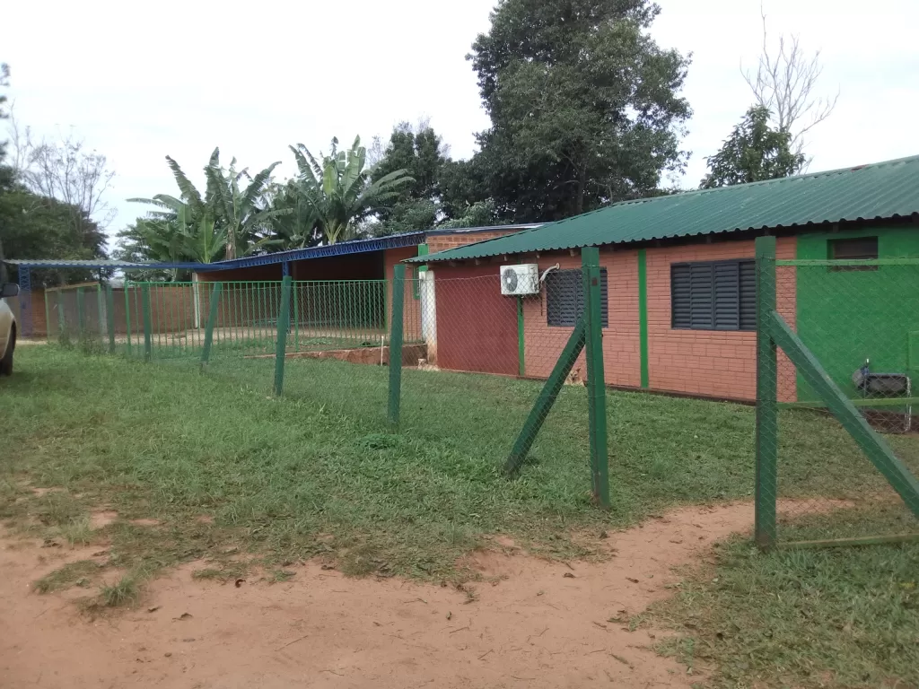VENDO URGENTE CASA SOBRE RUTA 6 EN TRINIDAD ITAPUA — foto 2