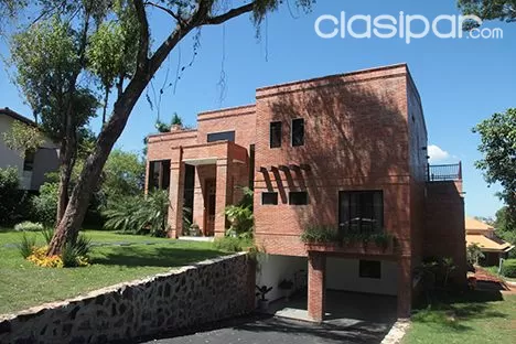 VENDO CASA EN EL PARANA COUNTRY CIUDAD DEL ESTE — foto 2