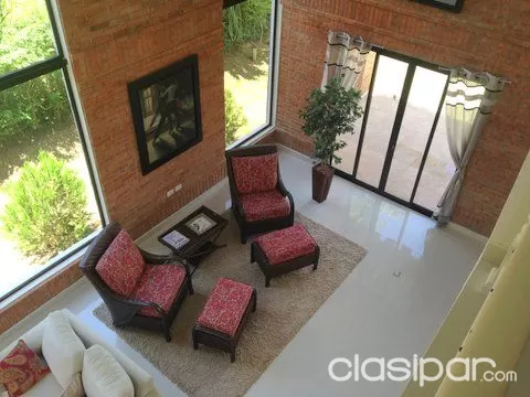 VENDO CASA EN EL PARANA COUNTRY CIUDAD DEL ESTE — foto 3