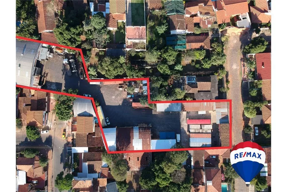 IMPORTANTE PROPIEDAD DE 7.390 M2 BARRIO NAZARETH. — foto 2