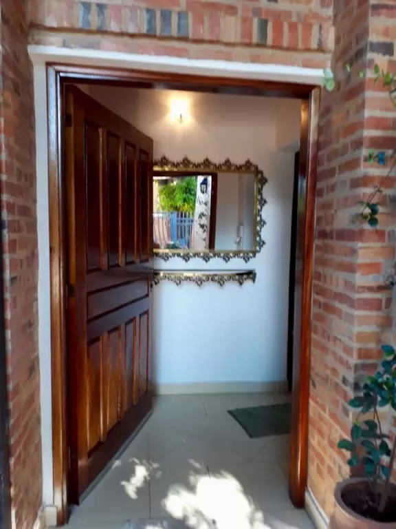 En Venta!! 🏡 Casa en Asuncion!! — foto 2