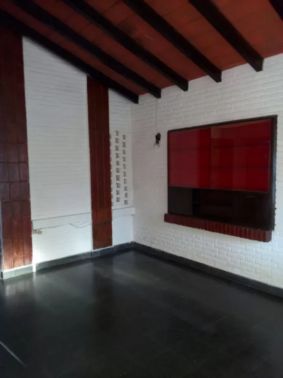 ¡HERMOSO CHALET EN VILLAMORRA! — foto 3