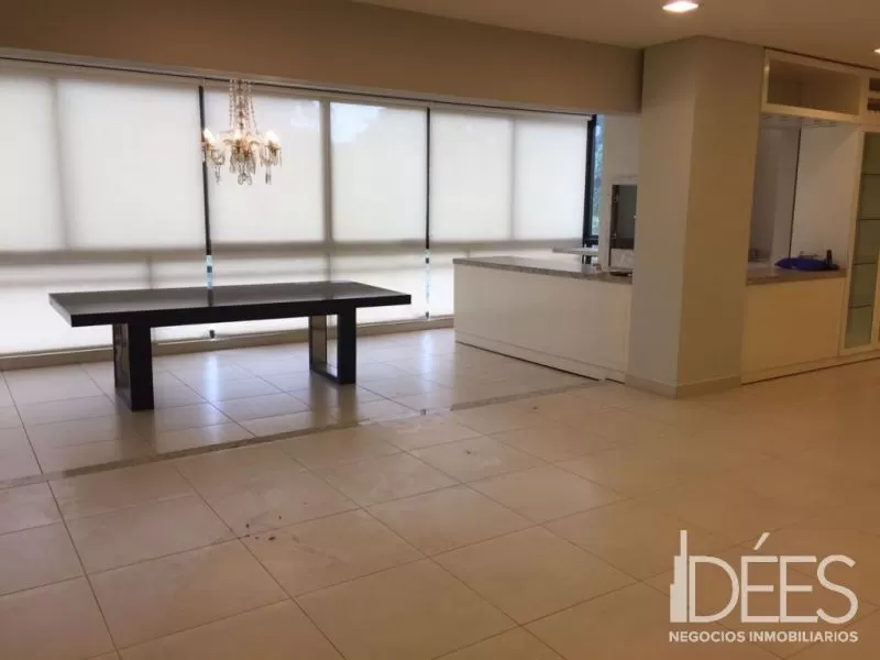 Vendo Amplio Departamento en Zona Santísima Trinidad Barrio Mburucuya — foto 2