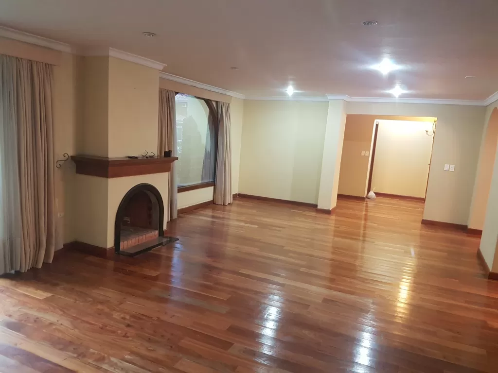 VENDO HERMOSA CASA BARRIO MANORA!!! — foto 3