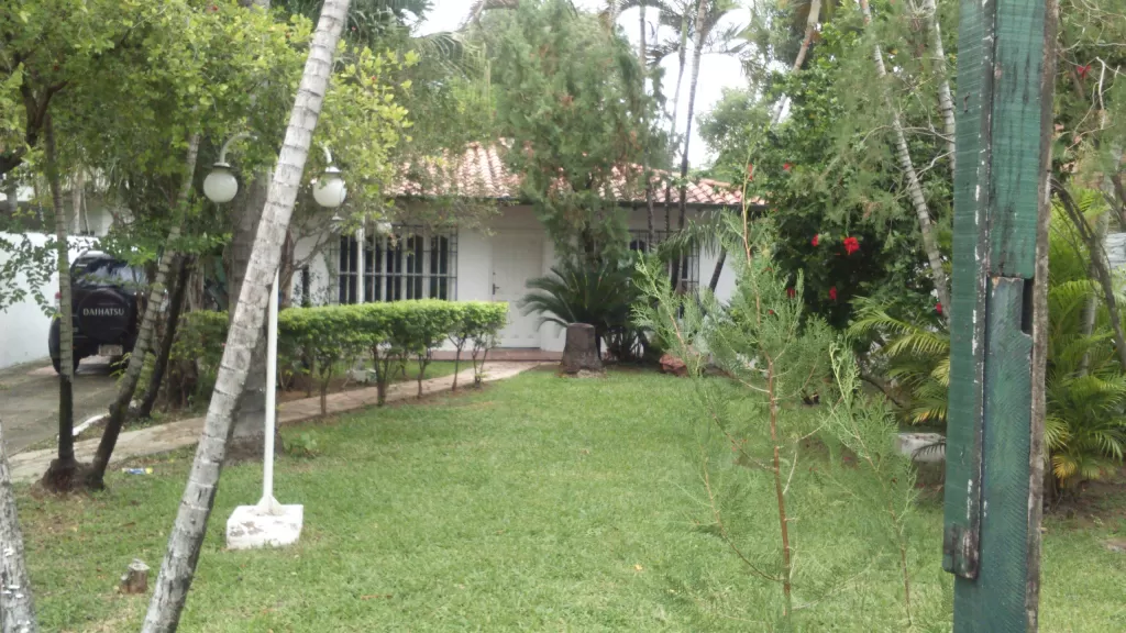 CASA CON 3 DORMITORIOS ZONA ITA ENRAMADA — foto 3